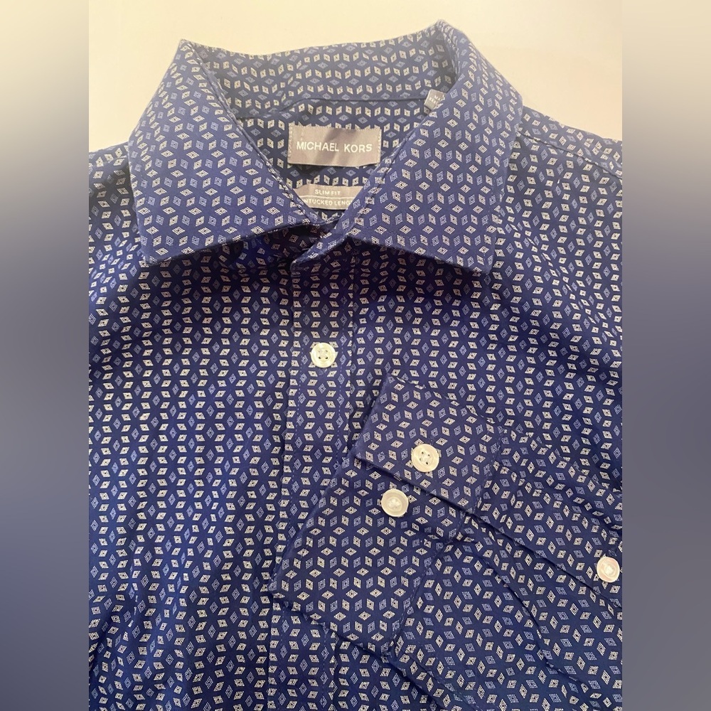 Michael Kors Men’s Slim Fit Untucked Length‎ Long Sleeve Size Large 16.5 32/33